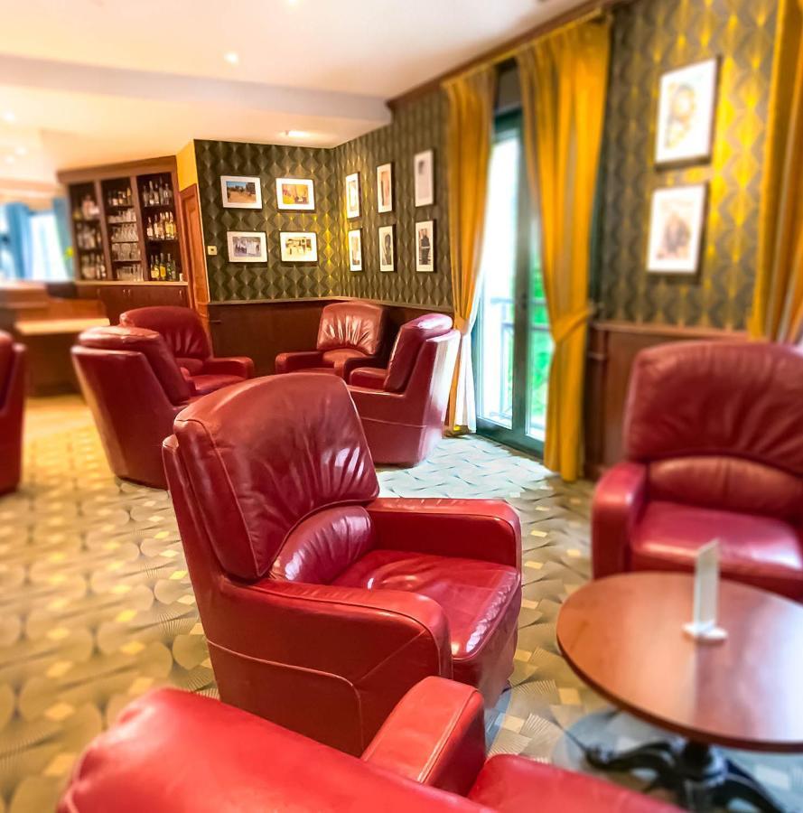 Logis Hotel - Restaurant Le Tulipier Vienne-le-Château Εξωτερικό φωτογραφία