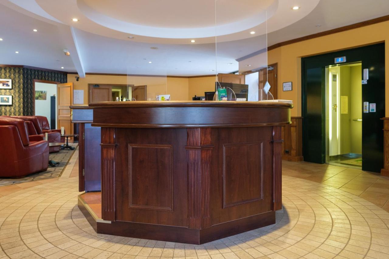 Logis Hotel - Restaurant Le Tulipier Vienne-le-Château Εξωτερικό φωτογραφία