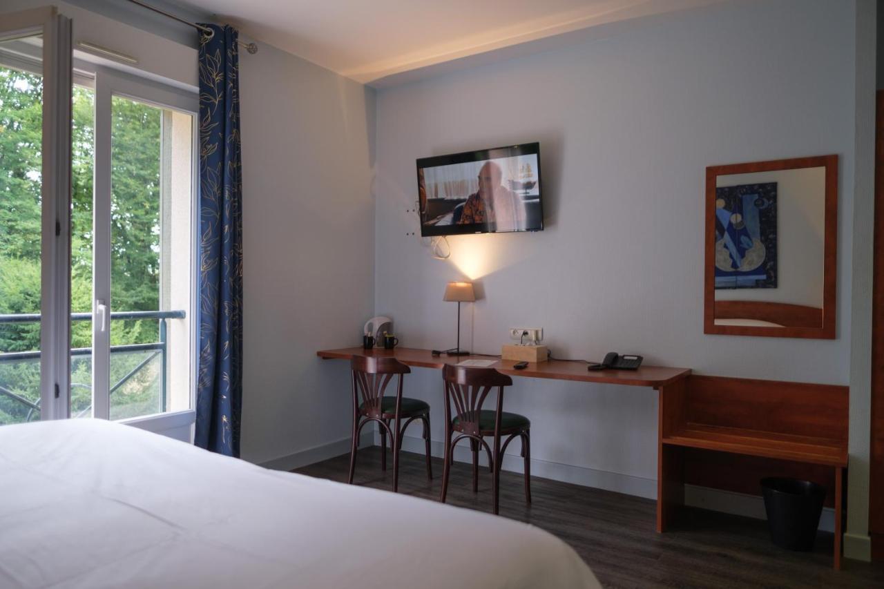 Logis Hotel - Restaurant Le Tulipier Vienne-le-Château Εξωτερικό φωτογραφία