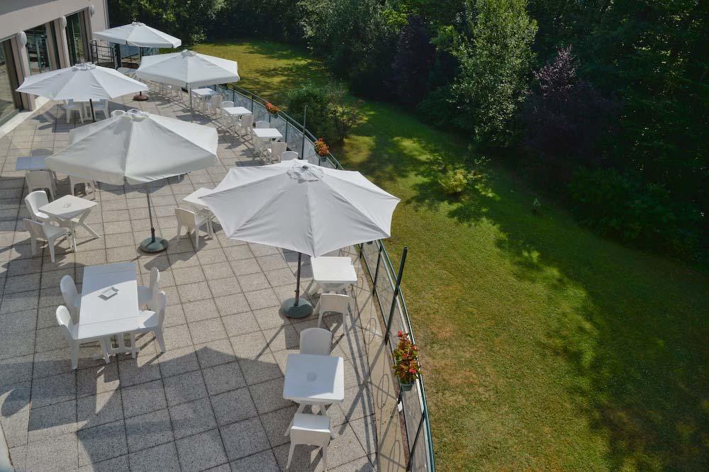 Logis Hotel - Restaurant Le Tulipier Vienne-le-Château Εξωτερικό φωτογραφία