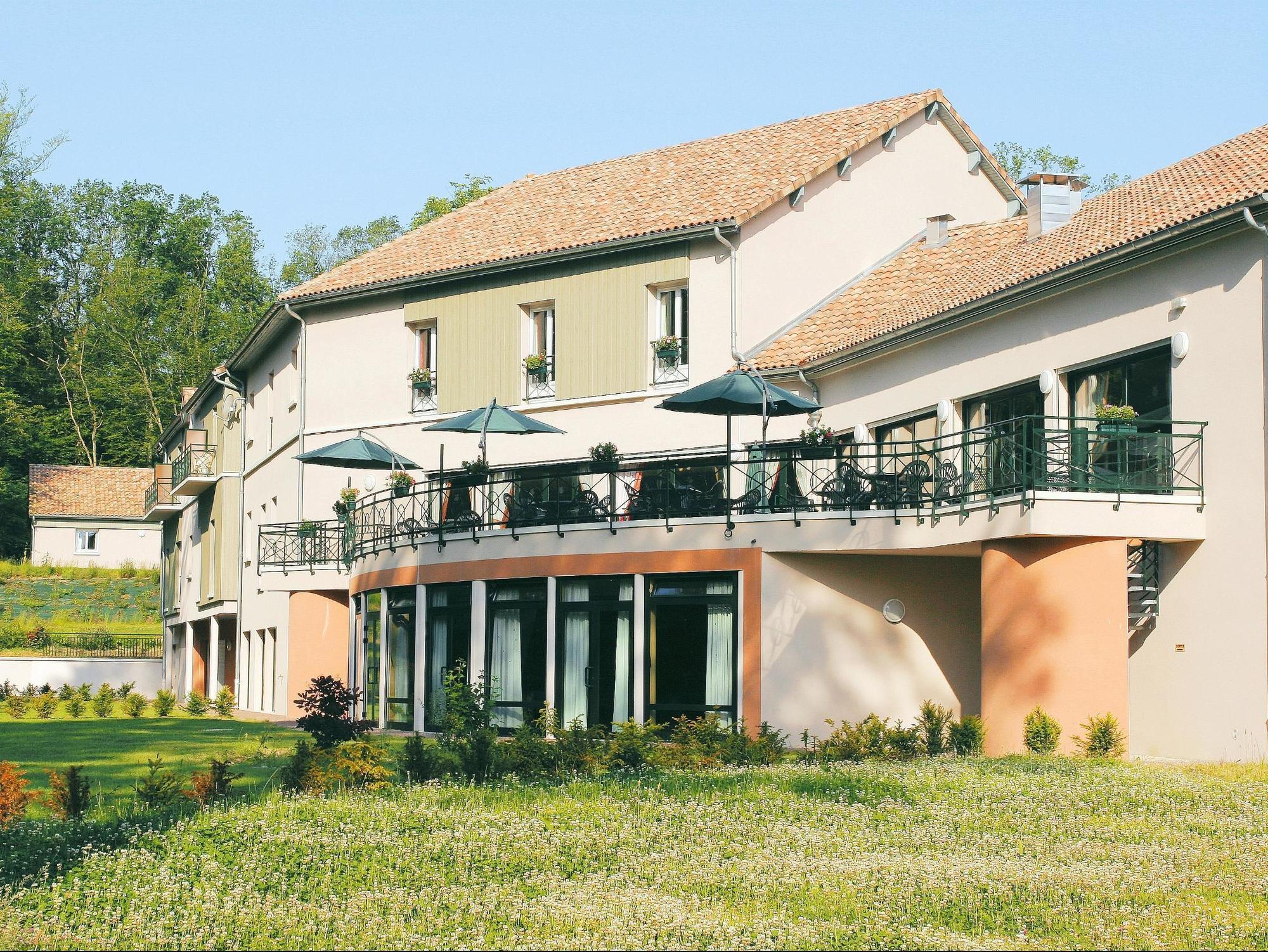 Logis Hotel - Restaurant Le Tulipier Vienne-le-Château Εξωτερικό φωτογραφία